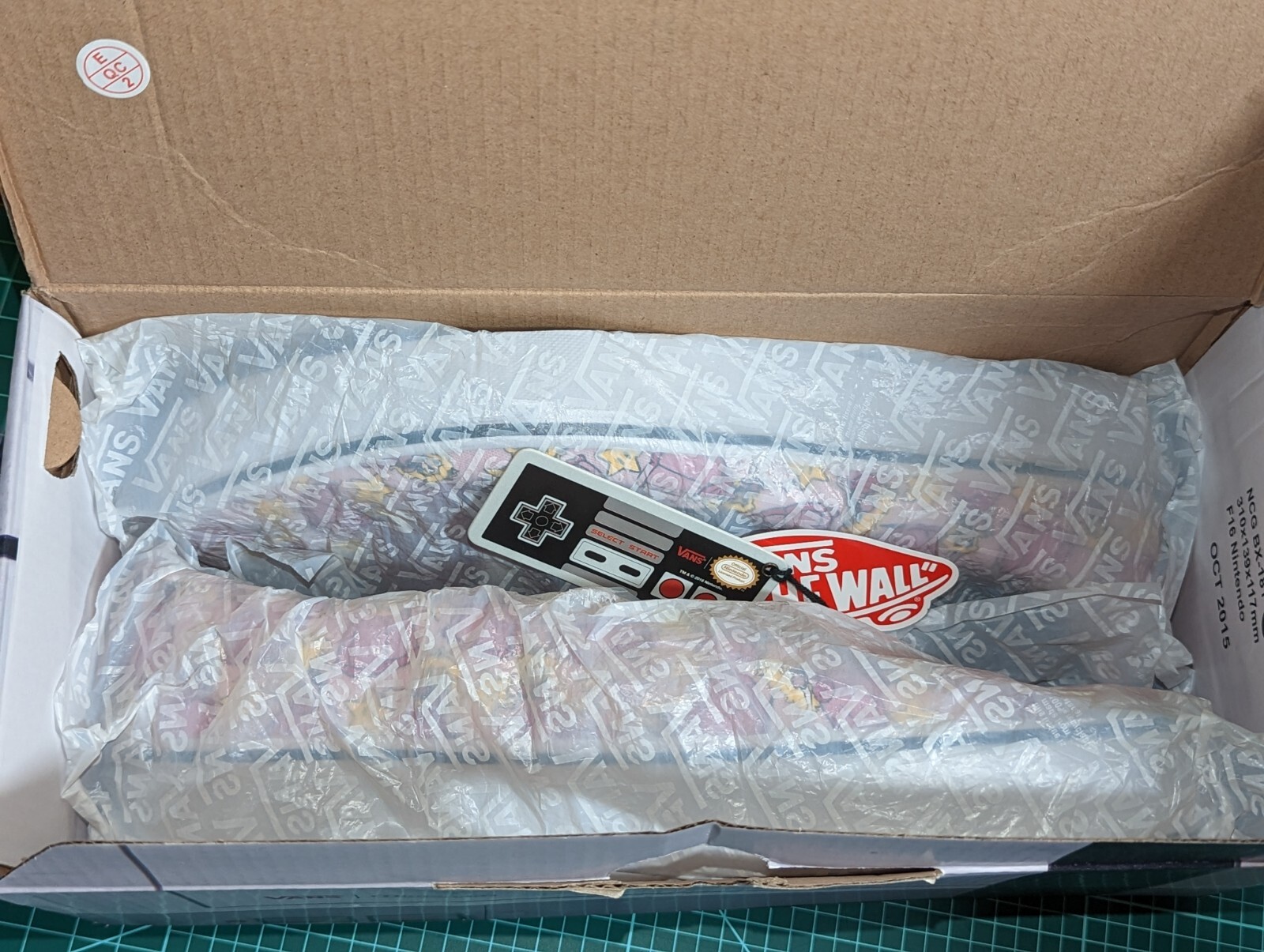 VANS x NINTENDO 2015 PRINCESS Peach US Men's 8.5 Women's 10 (PINK) - NEW IN BOX