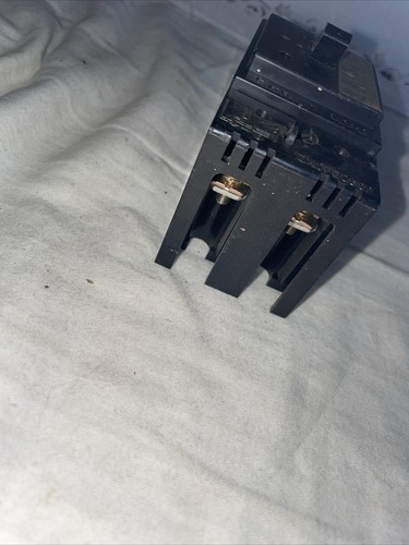 TOSHIBA E50C BREAKER 30A - Zdjęcie 3 z 7