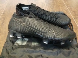 nike mercurial blackout