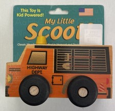 Maple Landmark Inc. 71013 Scoot Highway Dept. Construction Truck Wooden Car