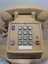 Vintage Cortelco 250044-VBA-27M Touch Tone Desk Phone Beige Message Light