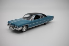 Greenlight 1972 Cadillac Coupe deVille Blue Black Top The Hobby Shop 1:64 Loose