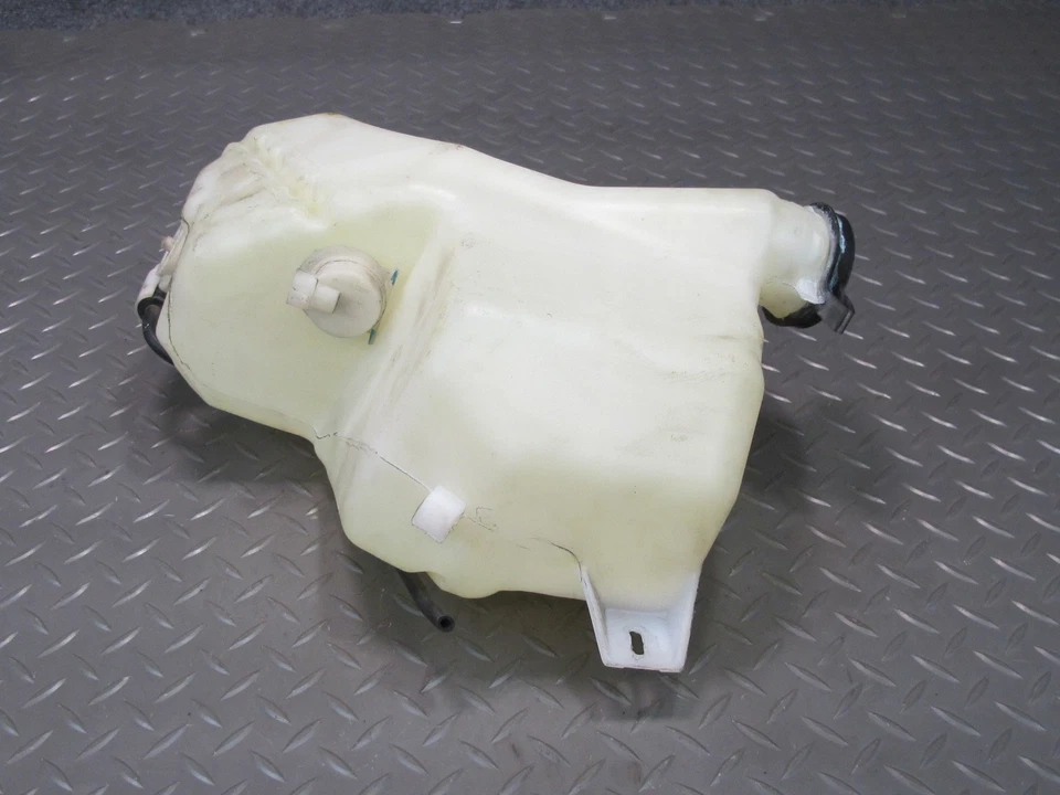 Hummer H2 2008 limpiaparabrisas delantero lavadora depósito de líquido botella tanque Foto 4 de 4