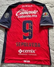 PIRMA CRUZ AZUL JERSEY ALTERNATIVO 24/25 ROJO NAME SEPULVEDA (9)  DIA DE MUERTOS