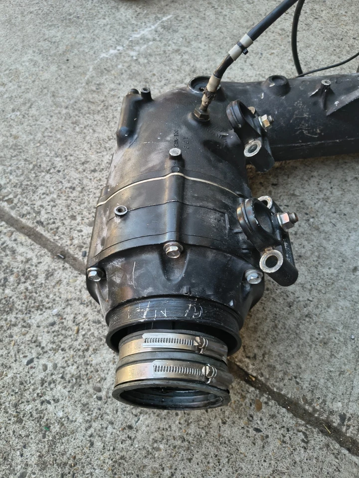 Yamaha Waverunner gp1200 gp1300r xlt1200 OEM TUBO DE ESCAPE ACOPLADOR EXTERIOR SILENCIADOR Foto 3 de 3