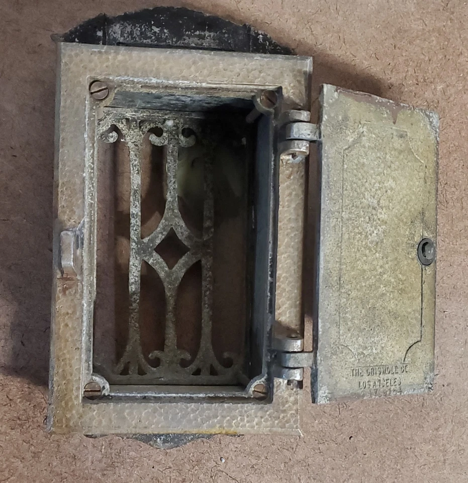 Rare Vintage Brass Art Deco Speak Easy Peep Hole , in great condition - Image 3 of 4