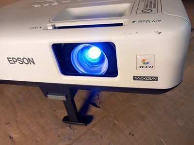 EPSON EB-1840W PROJEKTORLAMPE STD: 0 STD BITTE LESEN 