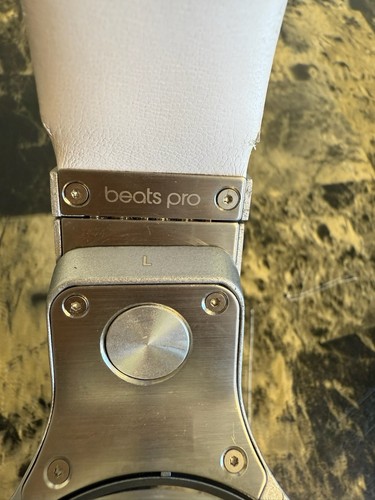 Monster Beats Pro by Dr Dre Over the Ear Headphones White/Silver - Tested - Picture 7 of 7