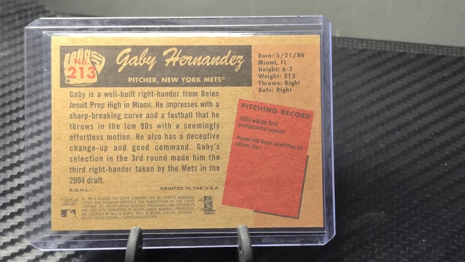 2004 Bowman Heritage #213 Gaby Hernandez RC (SP/Short Print) on card AUTO - Image 2 of 2