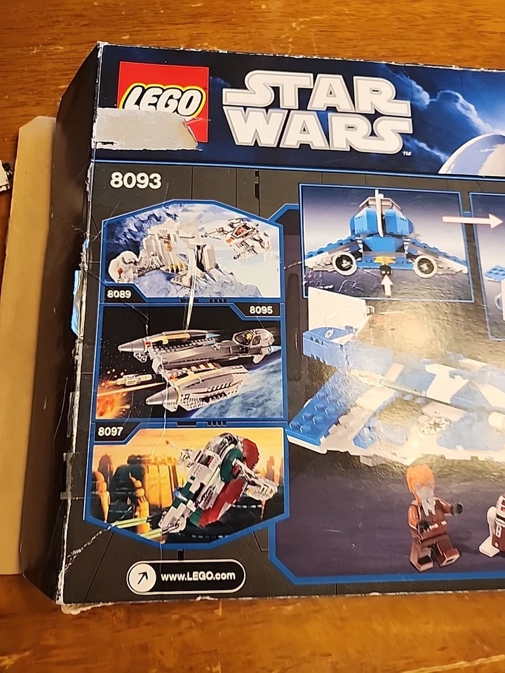 LEGO Star Wars: Plo Koon's Jedi Starfighter (8093) Foto 4 de 4