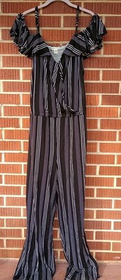 Eye Candy Sleeveless Romper Jumpsuit Size 2X Black And White Striped