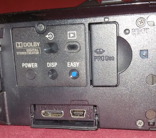 SONY HANDYCAM HDR-CX100 Touch 4MPix 120x Zoom 8GB Digital Camcorder Camera MINT - Picture 4 of 9