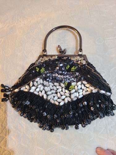 Sun Fashion Miami Purse Fully Beaded on Both Sides with shoulder strap - Picture 5 of 10