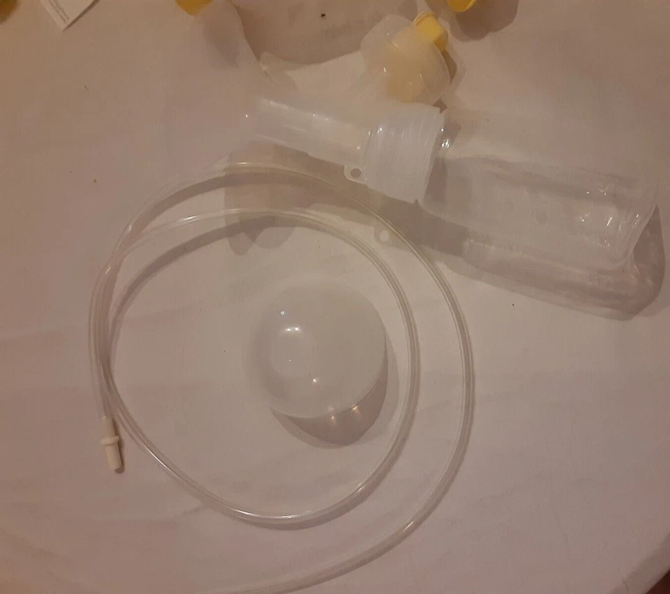 Biberón de almacenamiento de recolección de leche materna Medela con tapa 5 OZ 150 ml + MÁS Foto 4 de 4