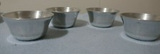 Lot de 4 tasses ou bols de luxe en aluminium