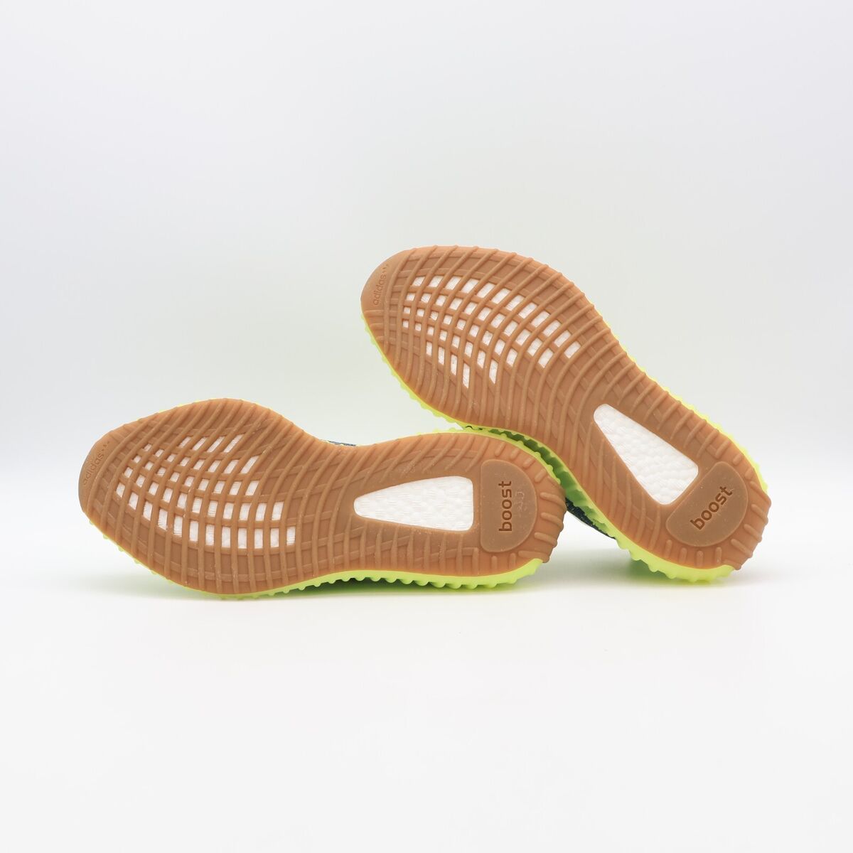 B37572 Adidas Yeezy Boost 350 V2 Semi Frozen Yellow Raw B37572 Adidas Yeezy Boost 350 V2 Semi Frozen Yellow Raw