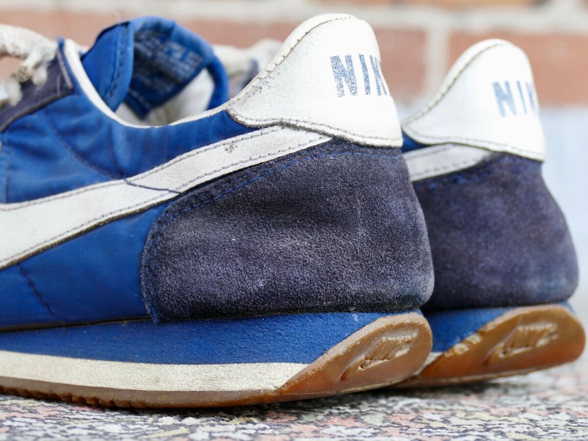 Vtg 1982 Nike Oceania III 6.5 navy white og 1980s 80s nylon Vtg 1982 Nike Oceania III 6.5 navy white og 1980s 80s nylon