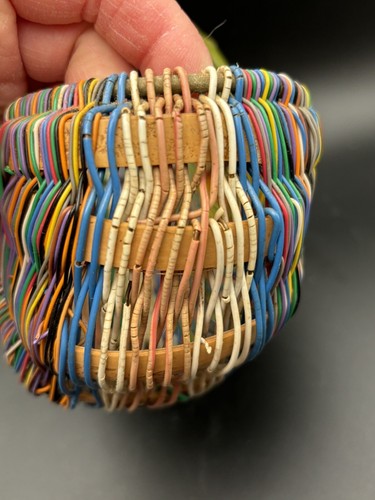 Vtg OOAK Ribbed Appalachian Style Basket Handmade Phone Electrical Wire Woven - Picture 5 of 11