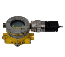 HONEYWELL XNX™ UNIVERSAL TRANSMITTER XNX-AMAI-RNNNN WITH SIEGER 2108B2001N Optim