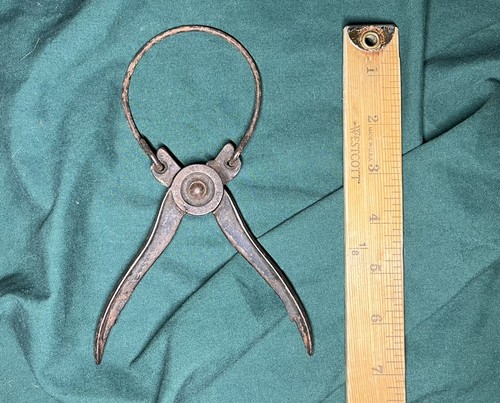 Vintage Metal Small Mason Jar Opener Primitive Kitchen Tool Collectible - Picture 3 of 7