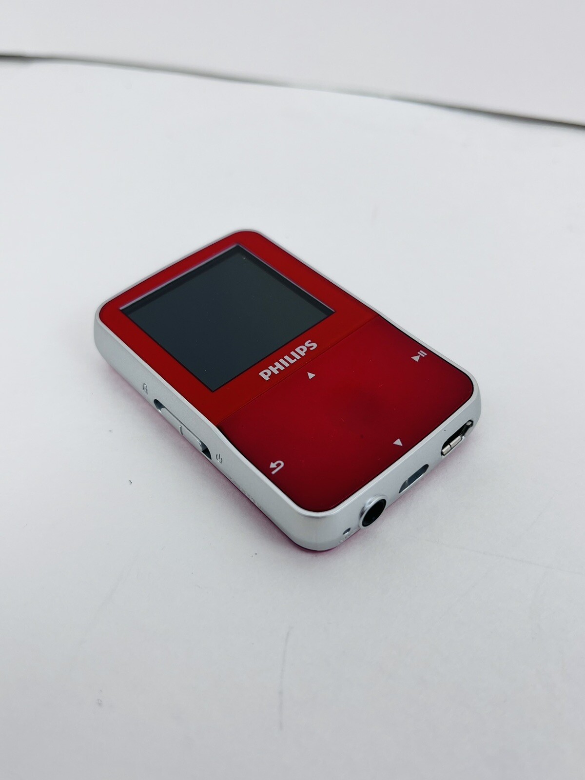 Philips GoGear Vibe 4GB Digital Media MP3 Player RED SA1VBE04RW BAD