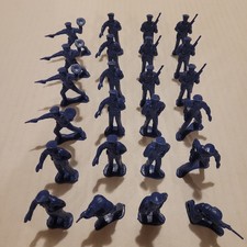 ARMY MEN Lot of 24 Blue Plastic Toy Soldiers Figures