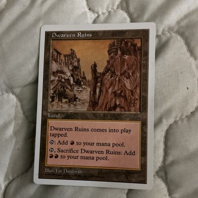 Wizards of the Coast MTG Dwarven Ruins Deckmaster Land Regular English 1996
