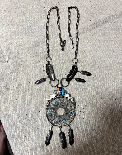 Vintage Lee Shorty Navajo Sterling Silver Dreamcatcher Inlay Necklace - product listing photo