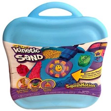 Kinetic Sand SquishMotion Playset 1 lb Sand 5 Tools Storage Case 6069401 NEW