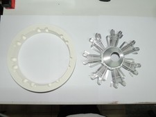 7-Zylinder Sternmotorattrappe und Ring zum einkleben in eine Motorhaube im Set