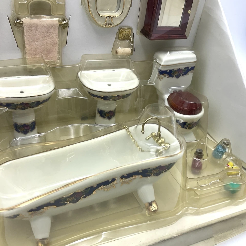 Dolls House Bathroom Artesania Latina Porcelain 1:12 Furniture Set NIP 2007# GB - Immagine 3 di 4