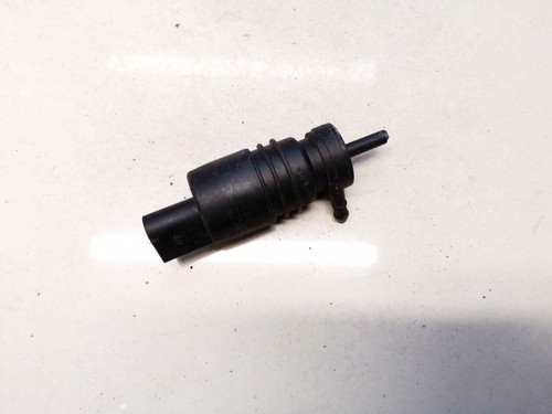 Waschwasserpumpe, Scheibenreinigung  BMW 5-Series DE942832-90