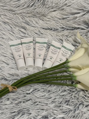 REN Global Protection EVERCALM Anti-Aging Day Cream Moisturizer 5mL  Pack of 5.