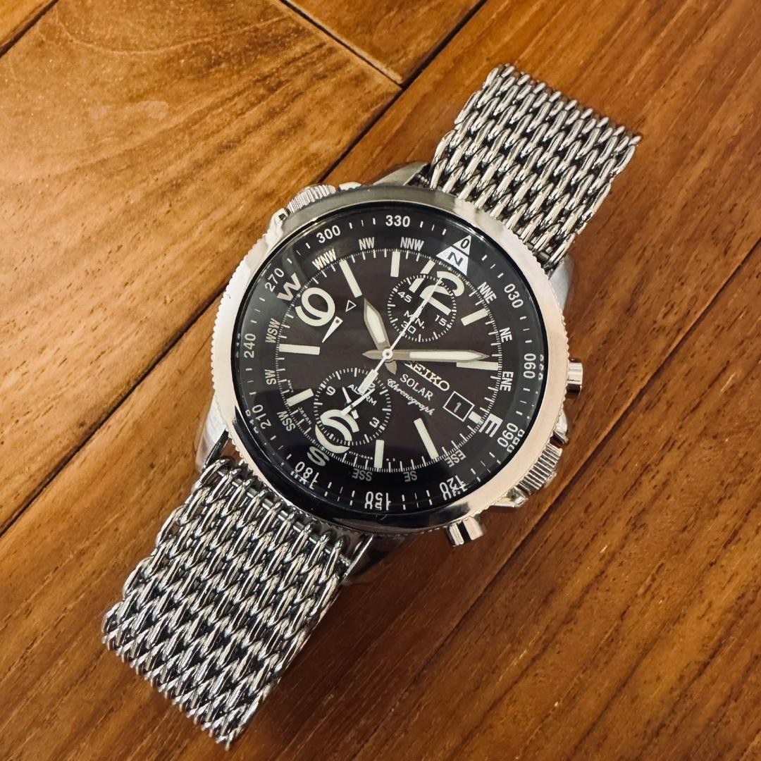 V172-0AG0 SEIKO Solar Shark Mesh Chronograph - Gem