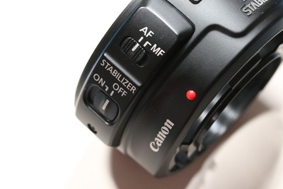 CANON  28-135mm 1.3.5  5.6 is Lens MF  AF  Fixed Barrel Parts