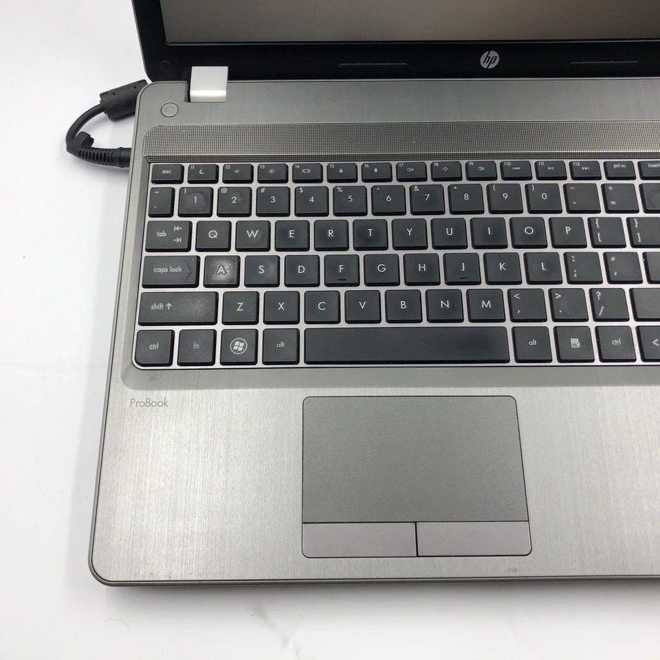 Portátil HP Probook 4530s i3-2350M 2,5 GHz 4 GB SIN HDD/OS/batería GPU/placa defectuosa PARTE Foto 4 de 4