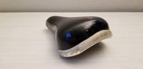 Black Padded Schwinn BMX seat old / mid school 1990s - Picture 5 of 11
