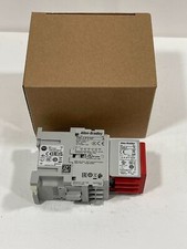 New Allen Bradley 700S-CF440LC Safety Control Relay 4 NO / 4 NC AUX CONT SER A
