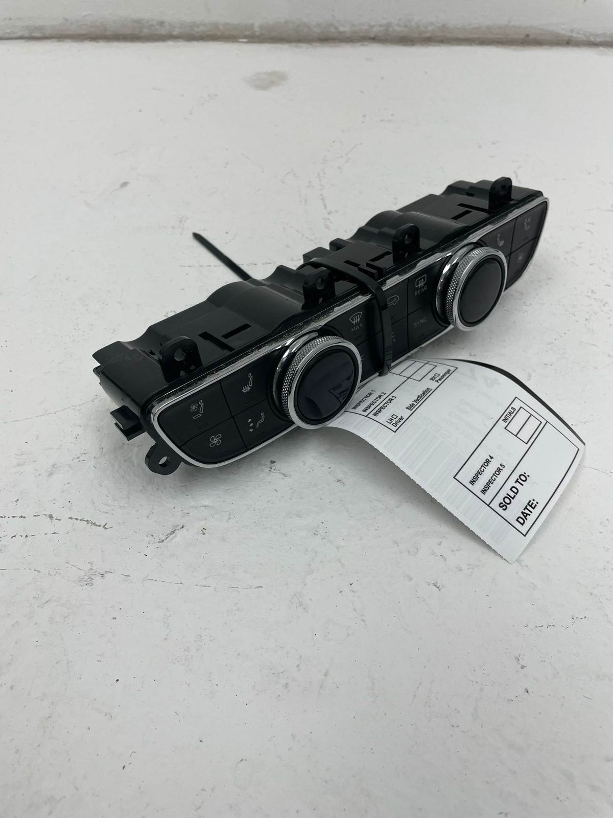 2015-2020 BENTLEY BENTAYGA Front Dash Heat A/C CLimate Temperature Control Panel