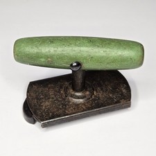 Vintage  Edlund Co Top-Off Jar Opener - Green...
