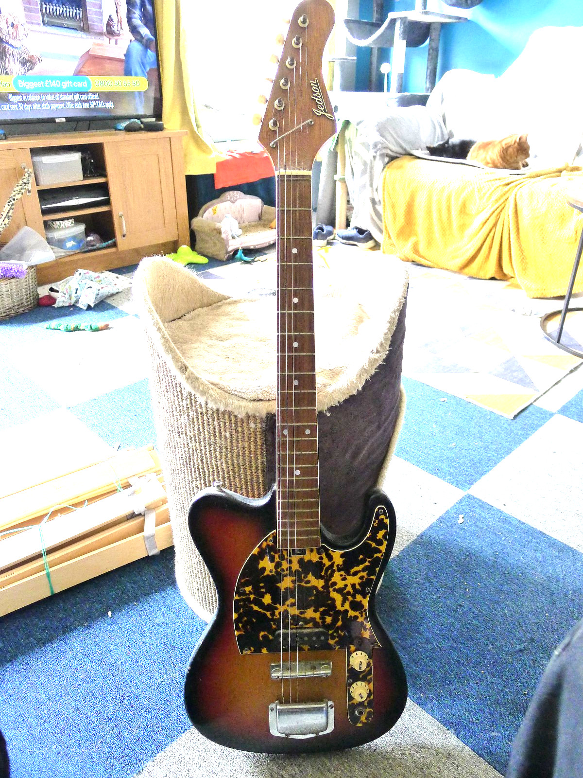 JEDSON Electric 50-60s Guitar .  Fully Working .  VGC