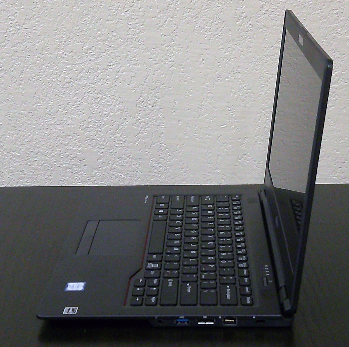 Fujitsu LifeBook U747 i5-6200U 16GB RAM 256GB SSD FHD 14” W10P