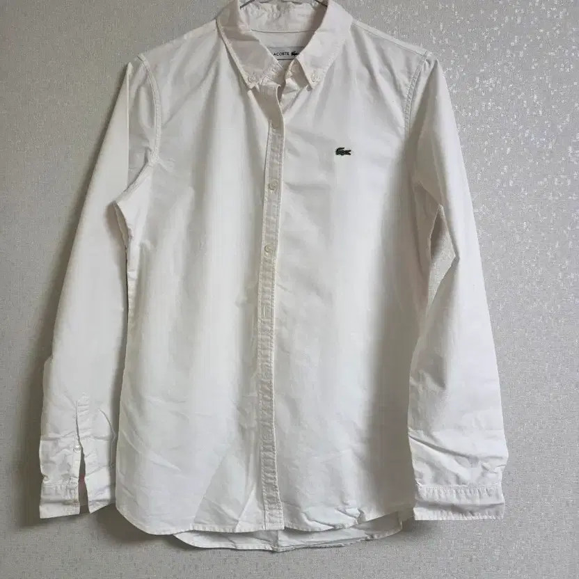 Lacoste Women's White Shirt - Excellent Condition thumbnail 2