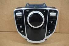 17 18 Mercedes C Class Radio Center Console Mounted Control Switch A2059006115