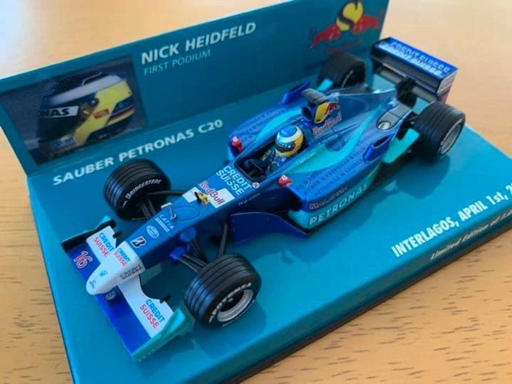 Modellino auto firmato Minichamps Nick Heidfeld Sauber C20 2001 GP del Brasile - Immagine 2 di 4