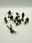 Vintage Green Plastic Army Men Lot Of 9 WWII Soldiers Marx MPC Style