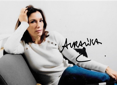 Aure Atika , AUTHENTIQUE , Autographe sur Photo