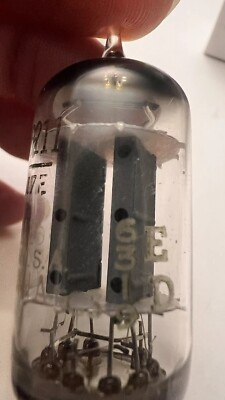 NOS Sylvania GB 6211 / 12AT7WA Long BOX PLATES Horseshoe D Getter Audio Tube