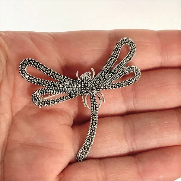 Silver dragonfly brooch online