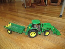 Ertl 1/32 scale John Deere tractor